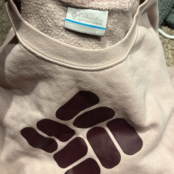 Women’s Columbia sweatshirt extra large - Picture 2 of 2